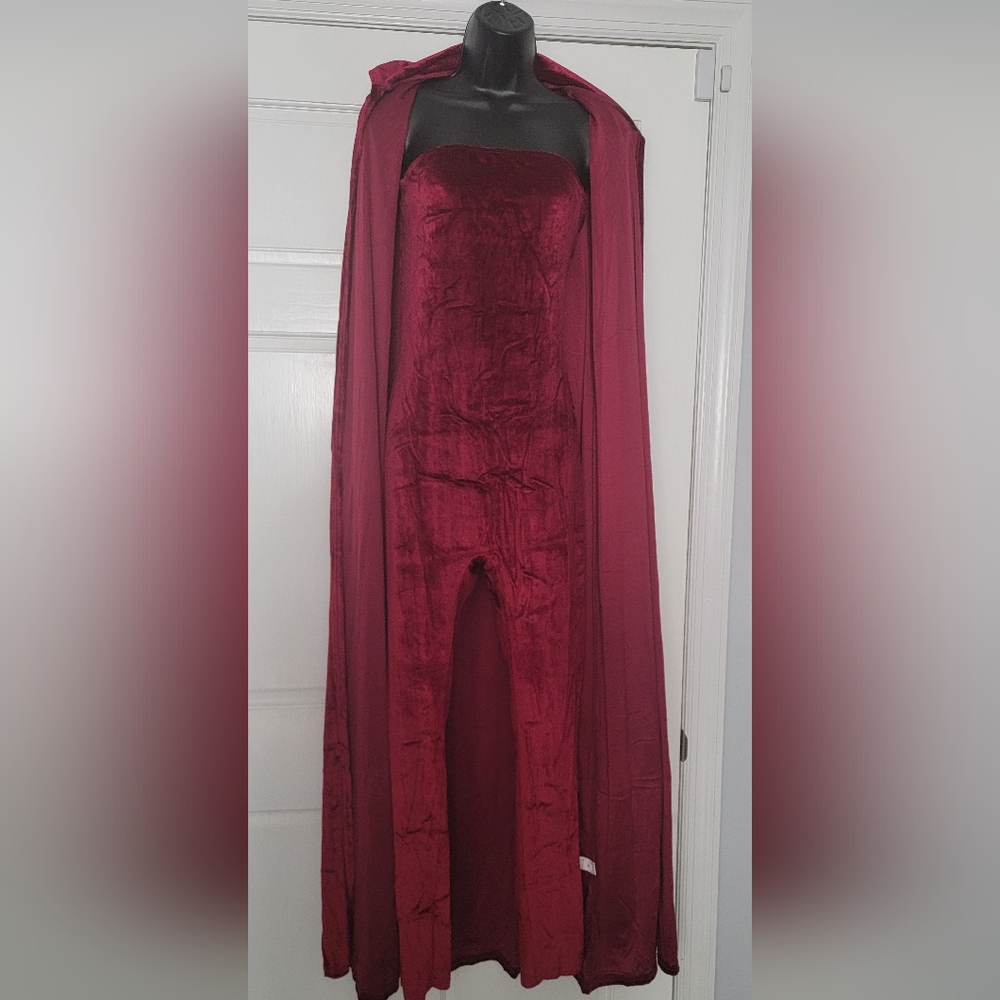 Velvet Two Piece Set - Picture 4 of 7